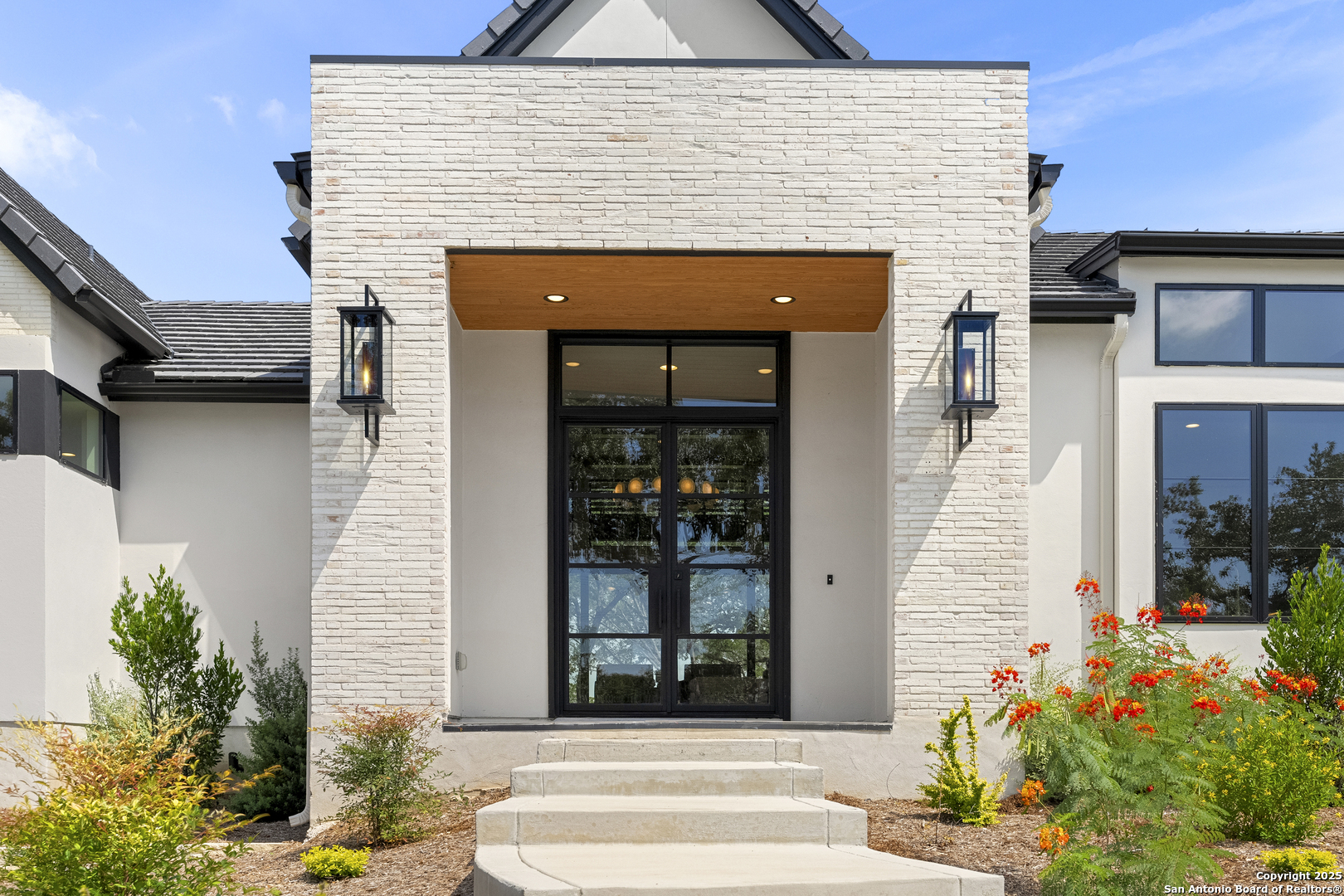 8191 Blue Oak Way