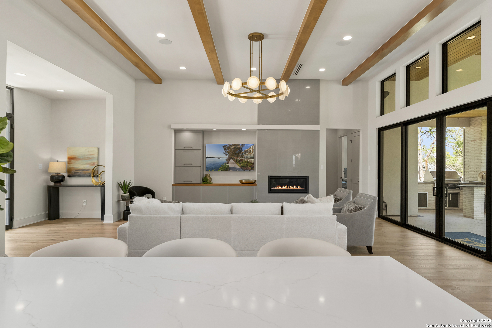 8191 Blue Oak Way