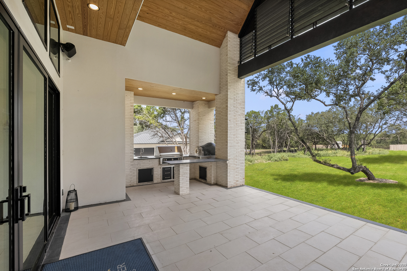 8191 Blue Oak Way