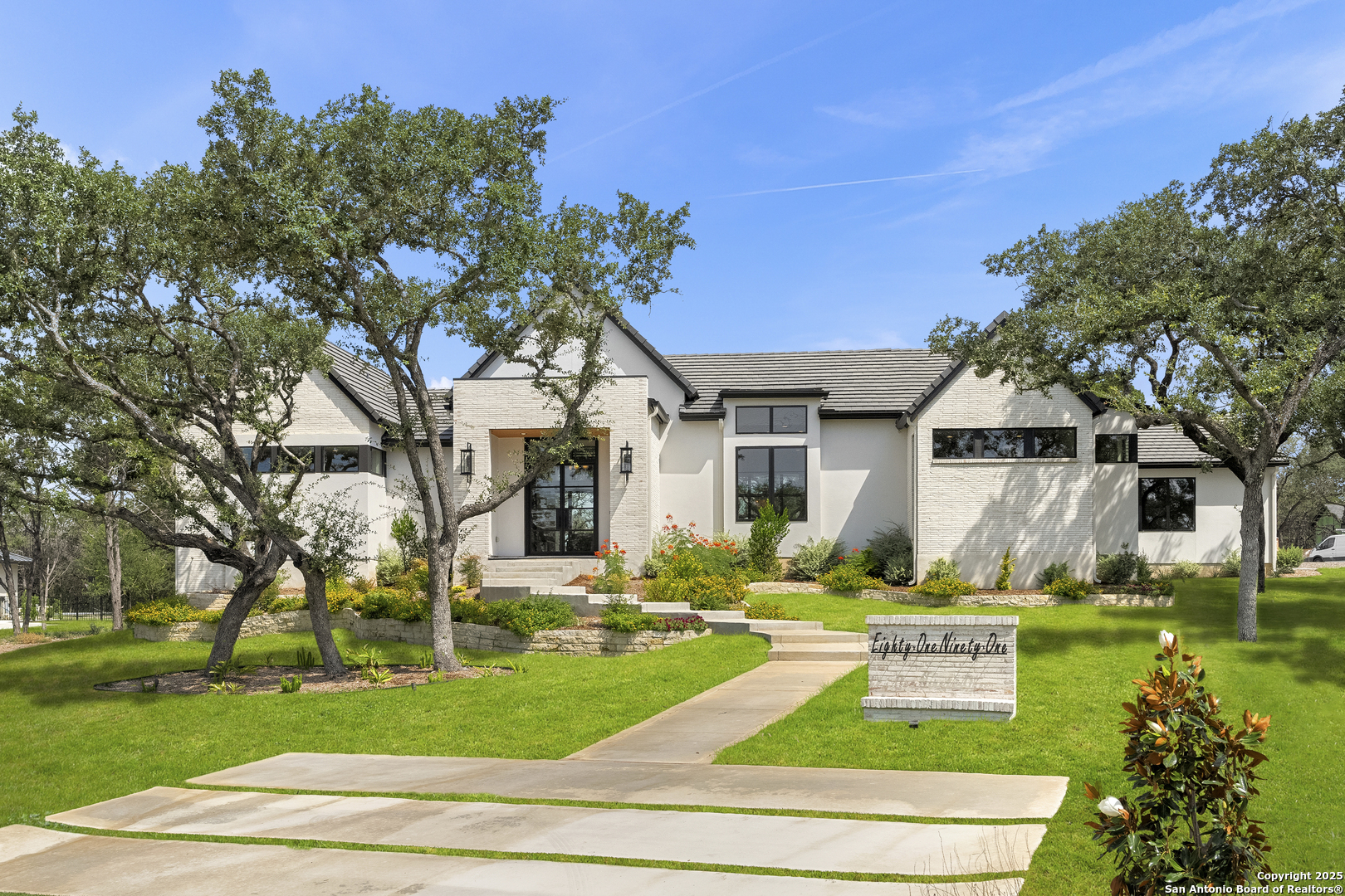 8191 Blue Oak Way