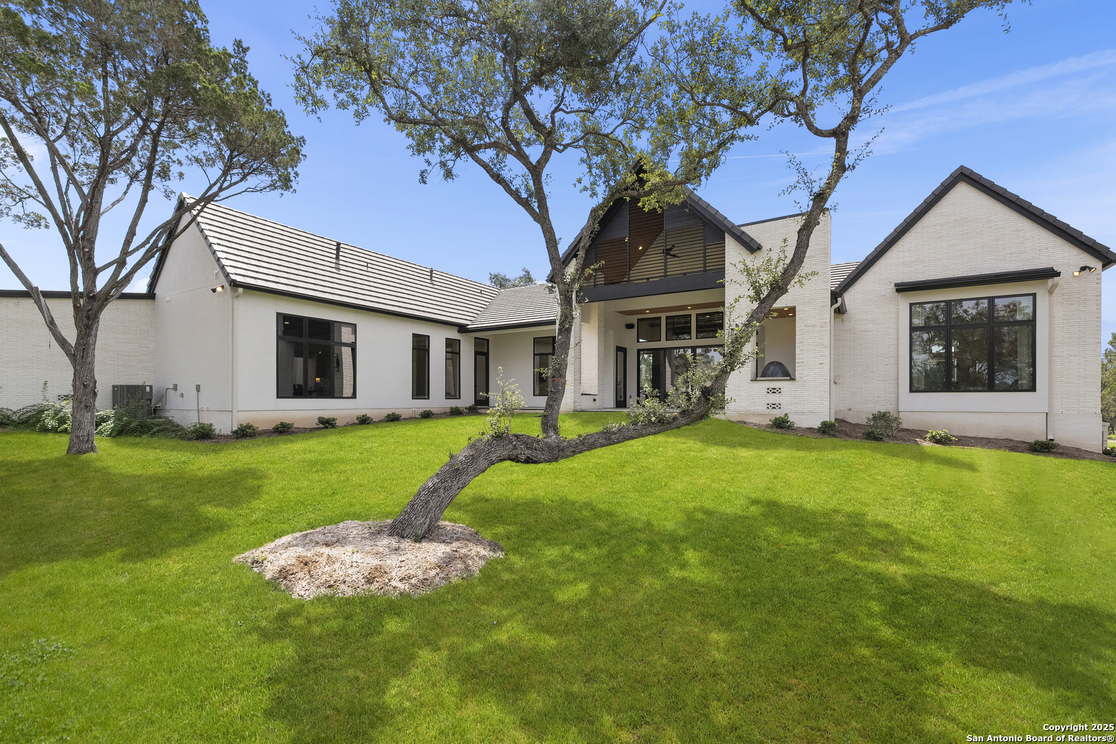 8191 Blue Oak Way
