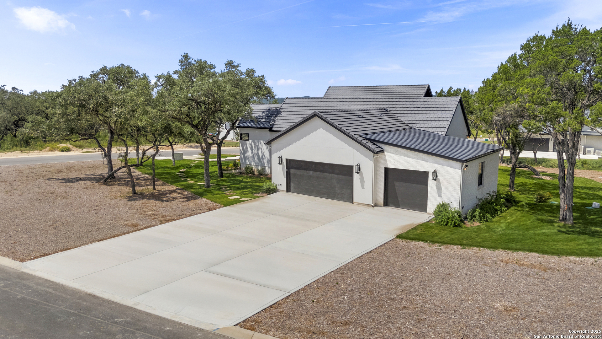 8191 Blue Oak Way