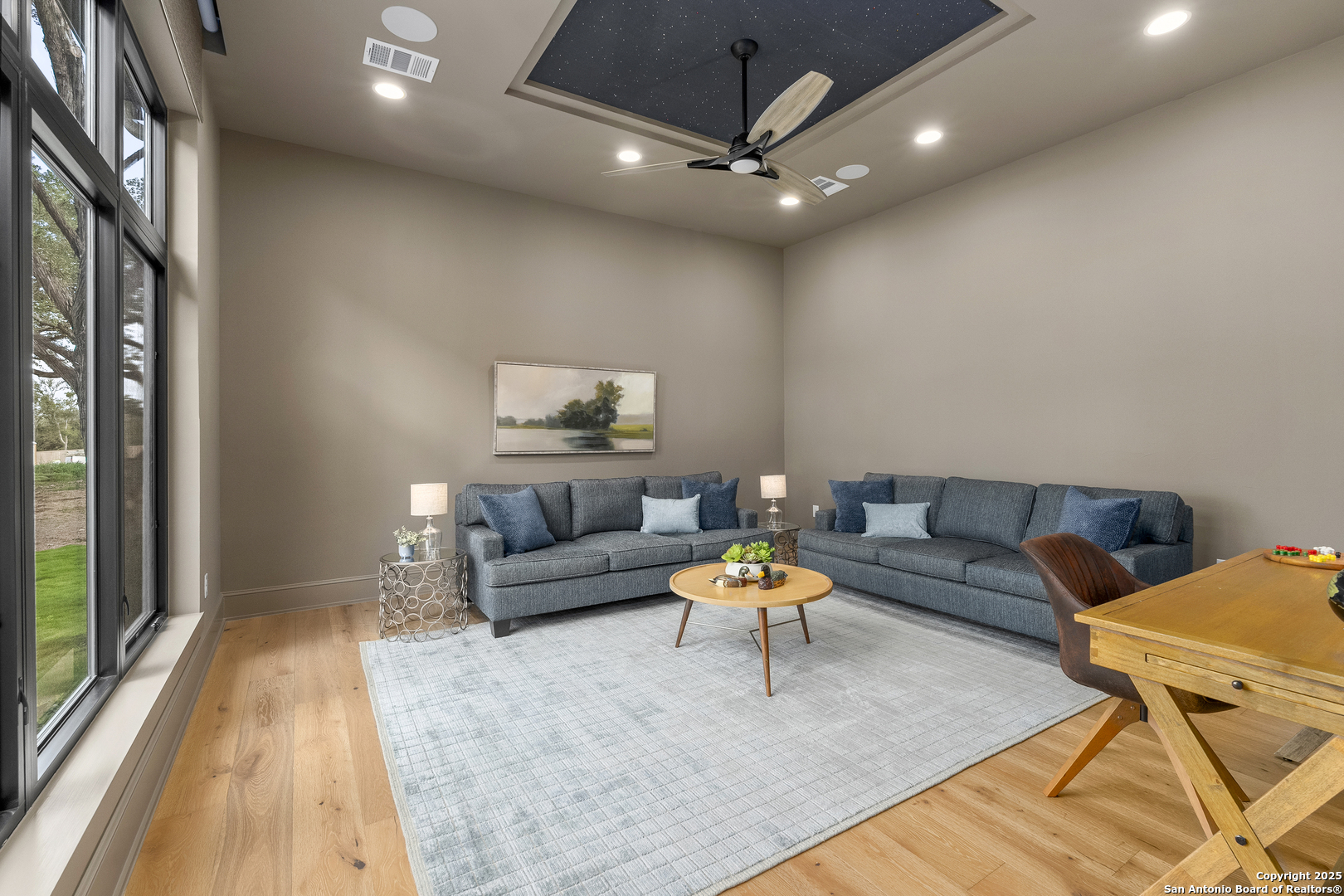 8191 Blue Oak Way