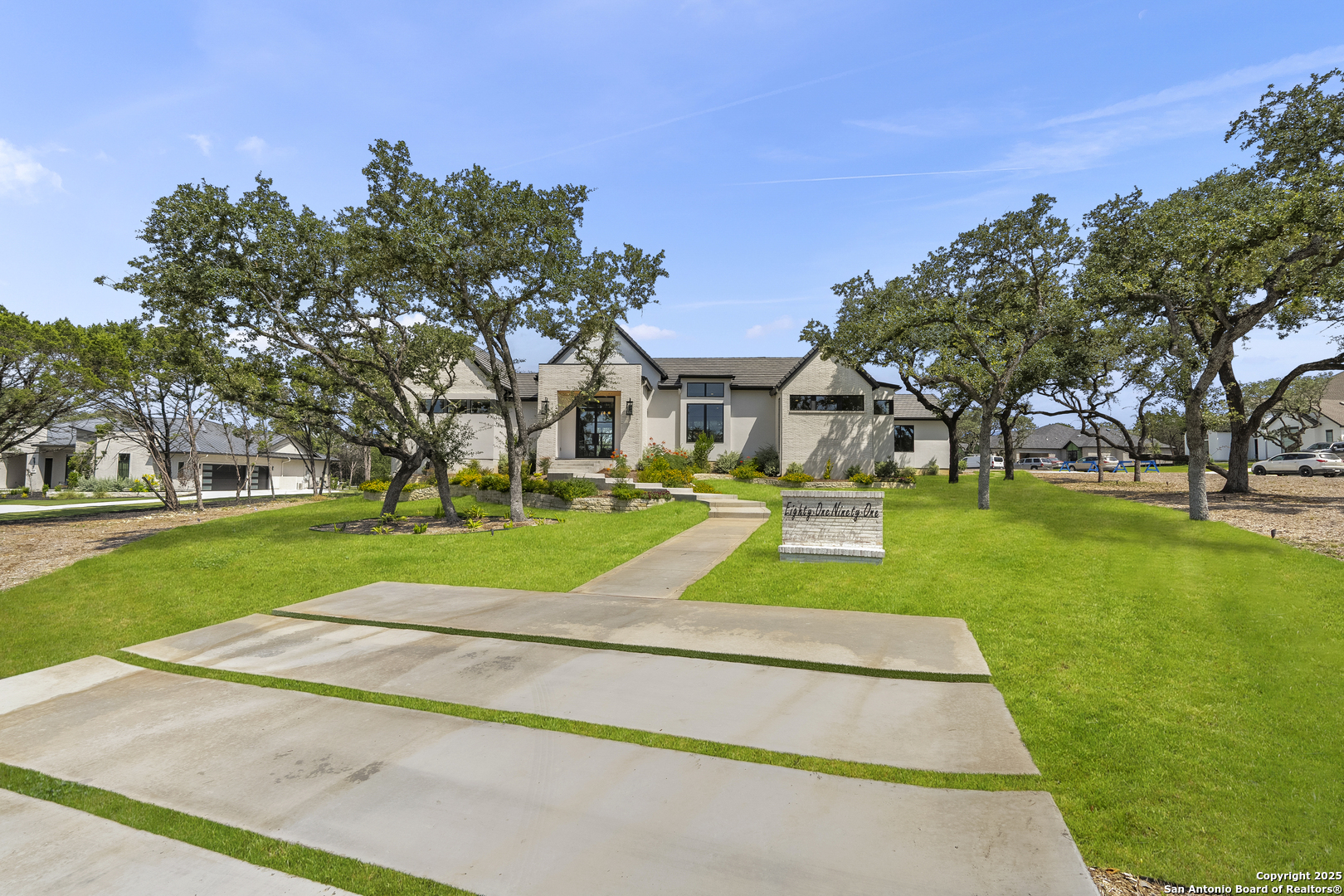 8191 Blue Oak Way