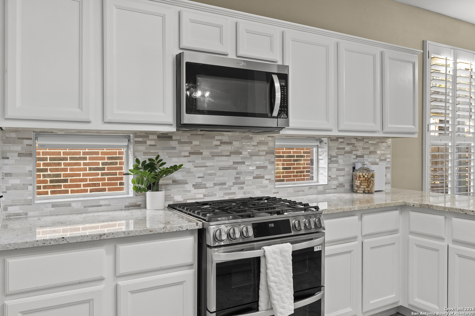 1223 Delmont Ct