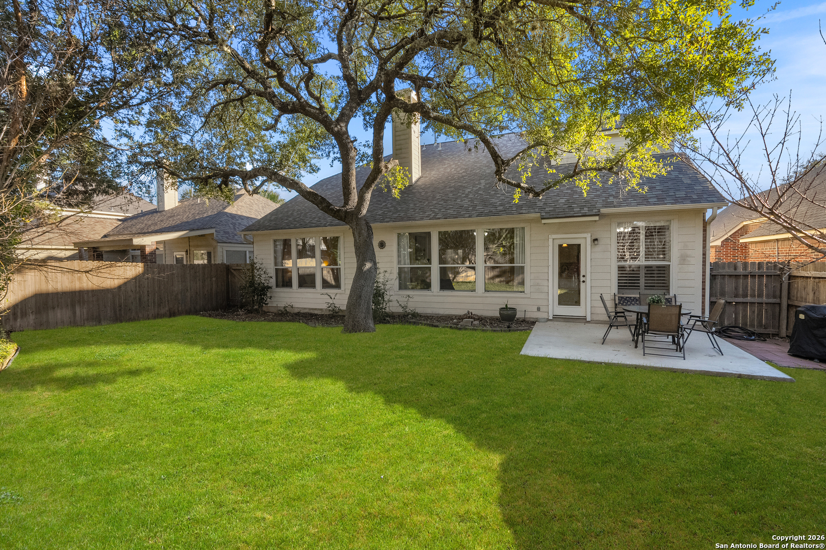 1223 Delmont Ct
