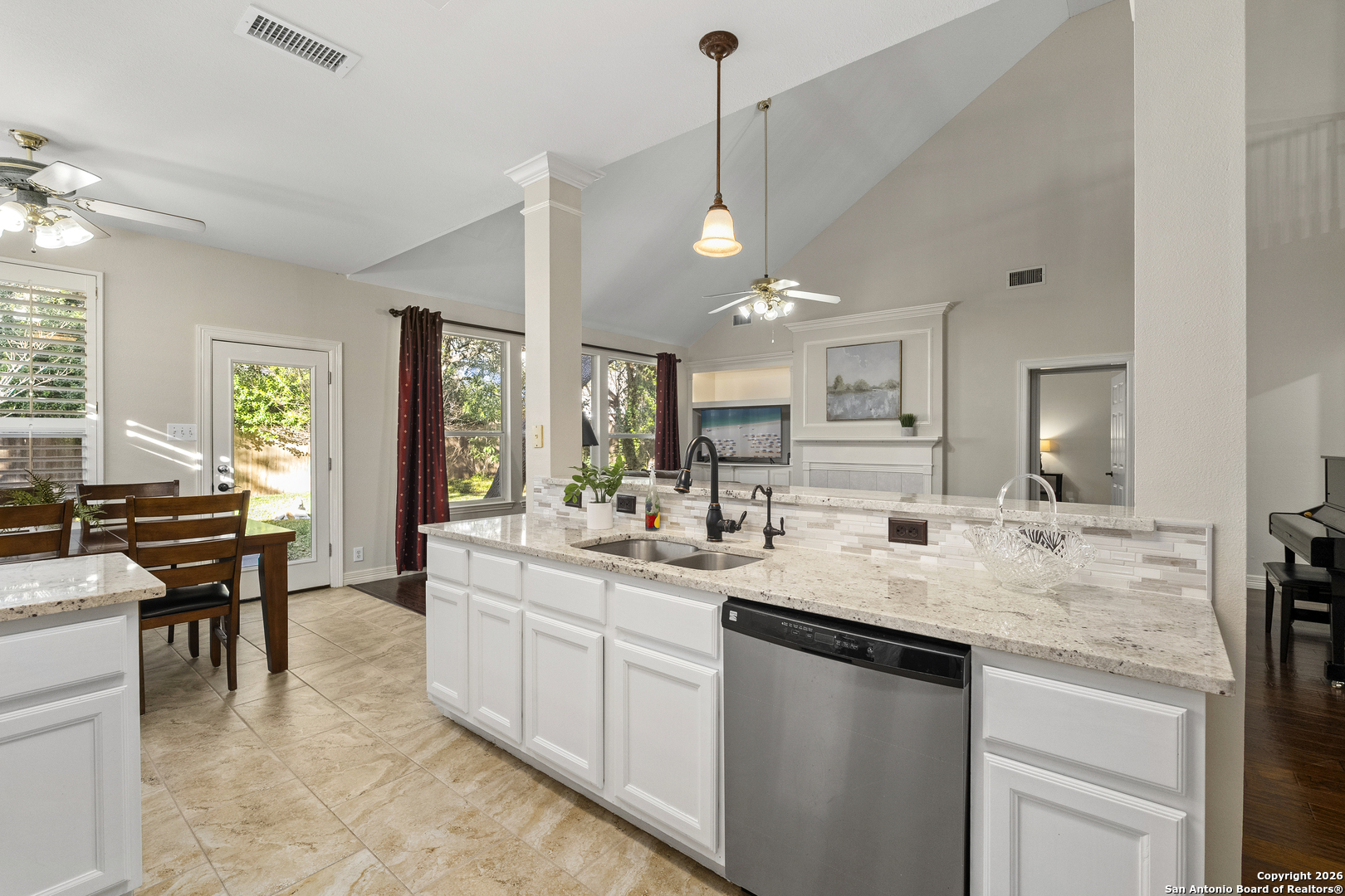 1223 Delmont Ct