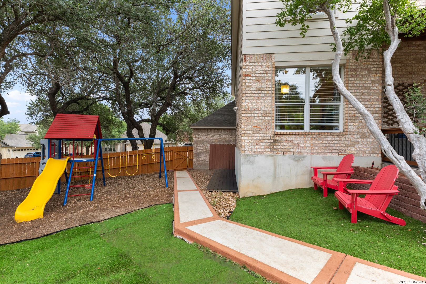 1303 Charlisas Way