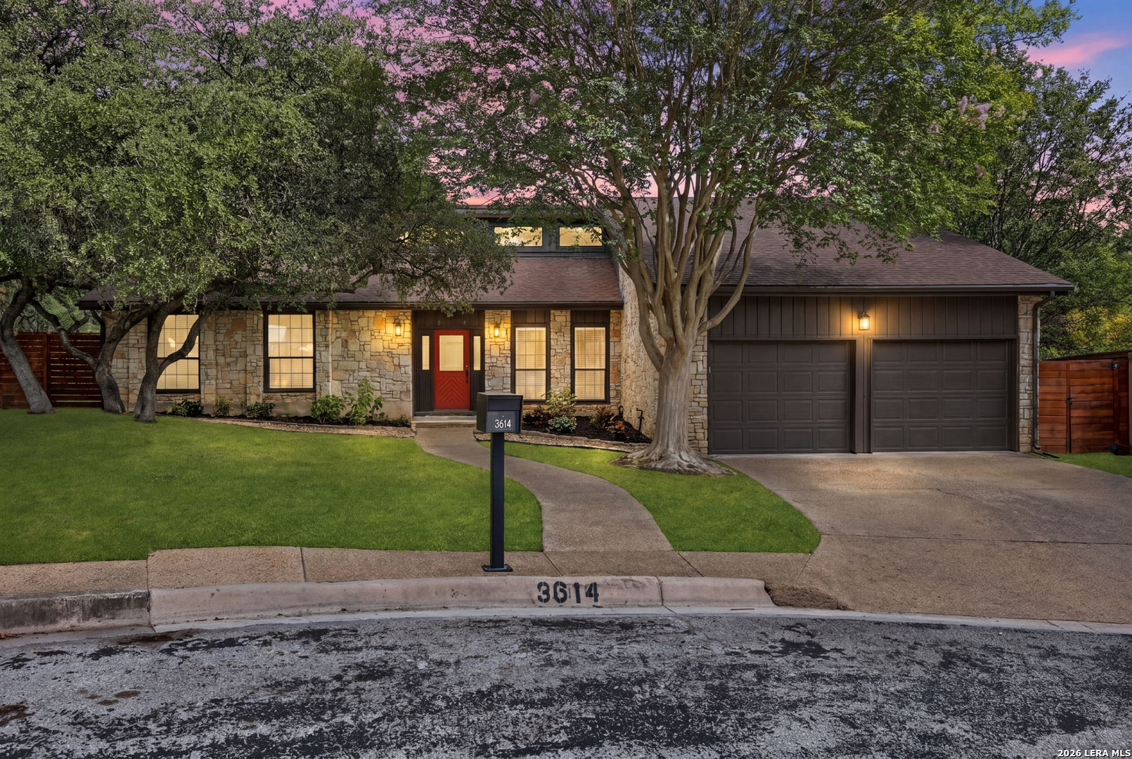 3614 Woodrose Cir