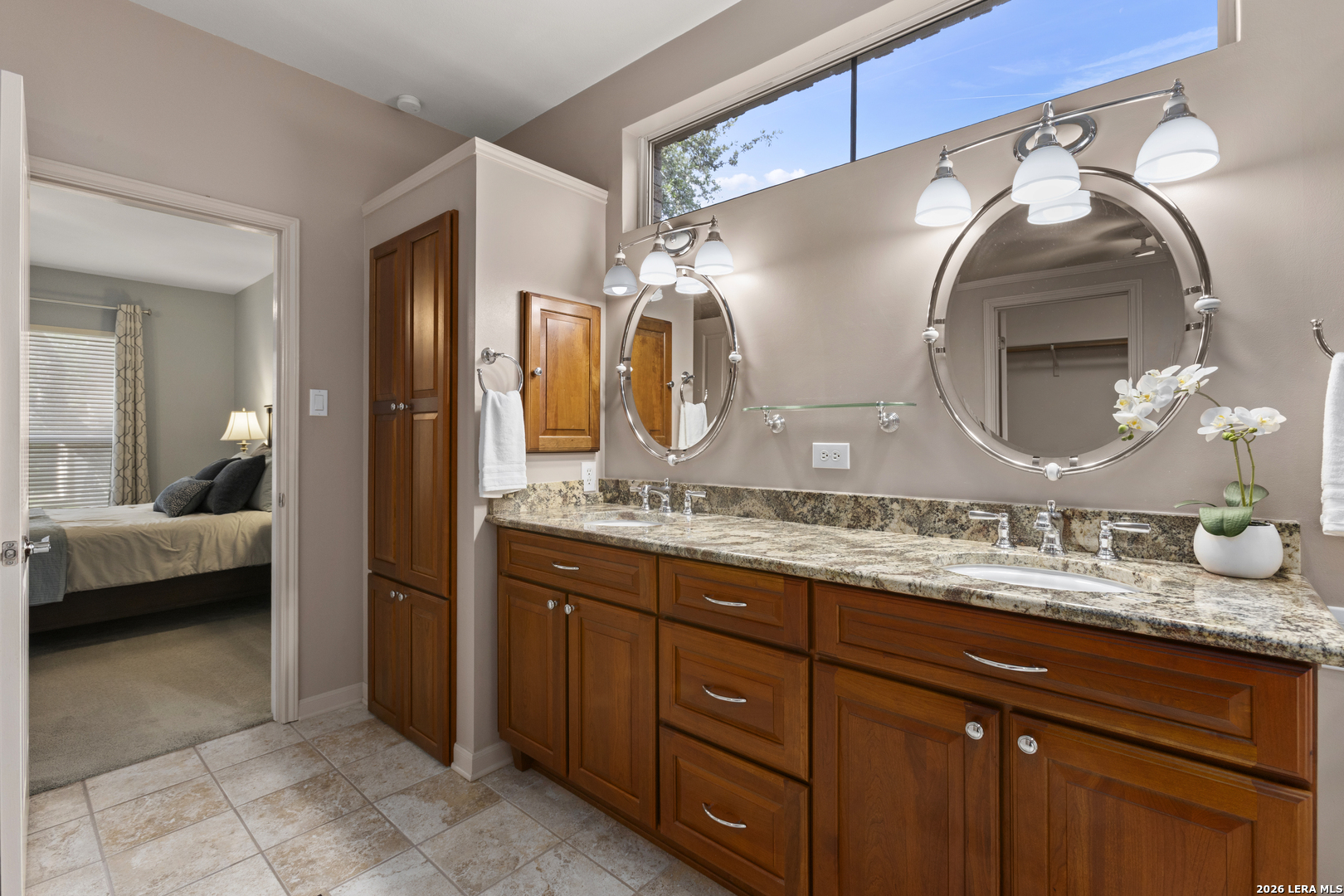 1319 Belclaire