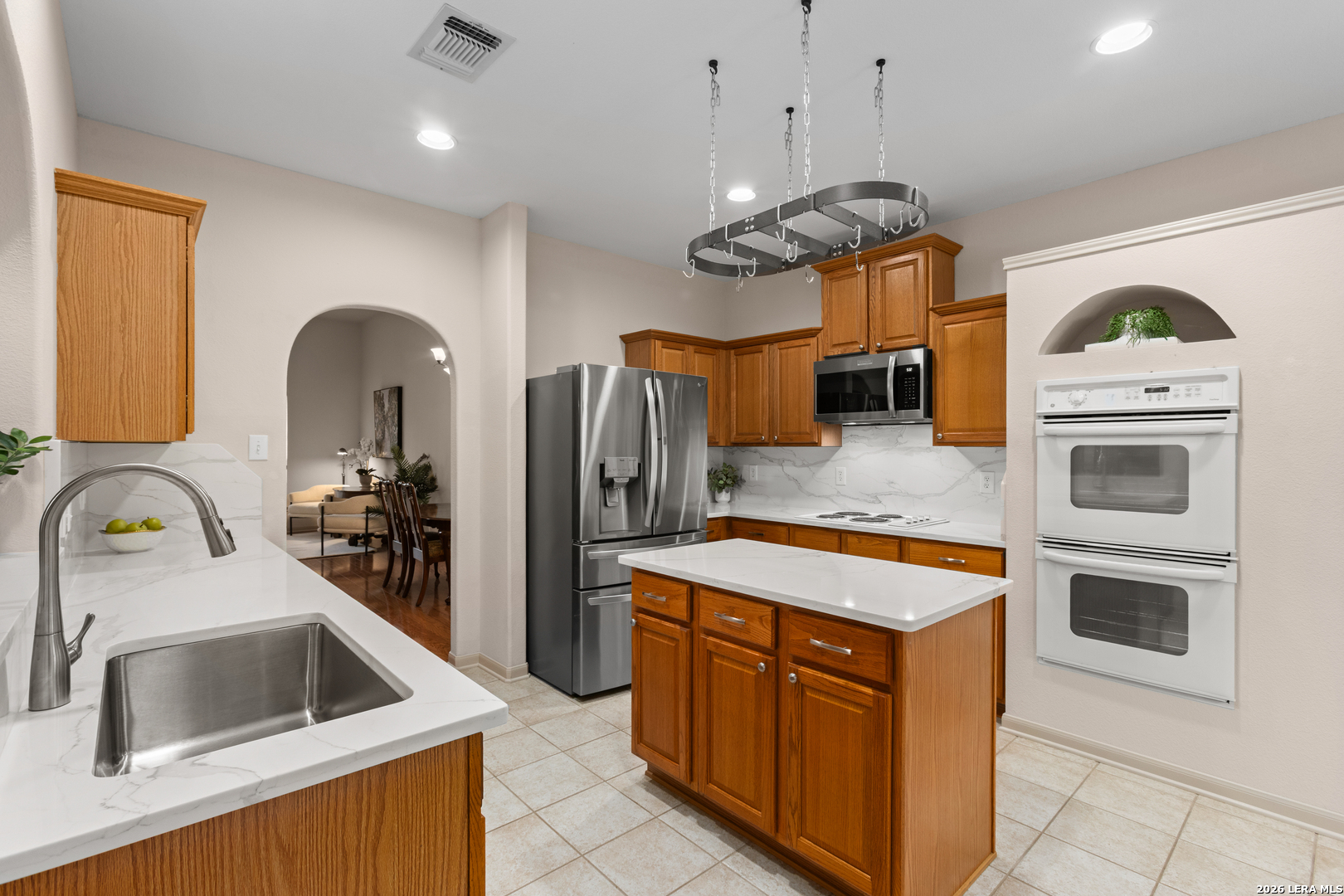 1319 Belclaire