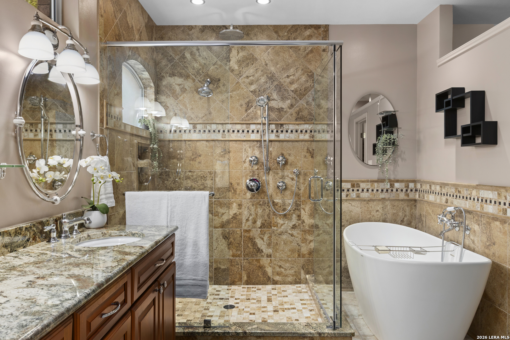 1319 Belclaire