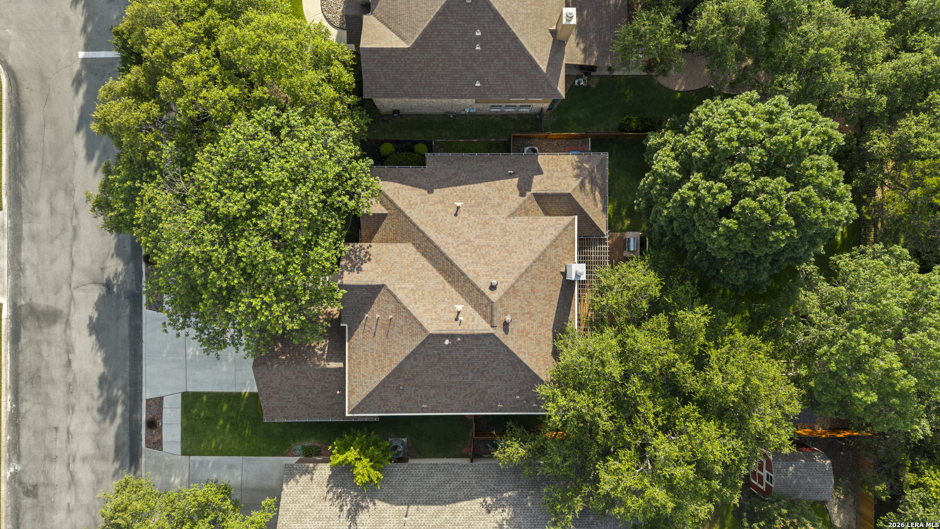 1319 Belclaire
