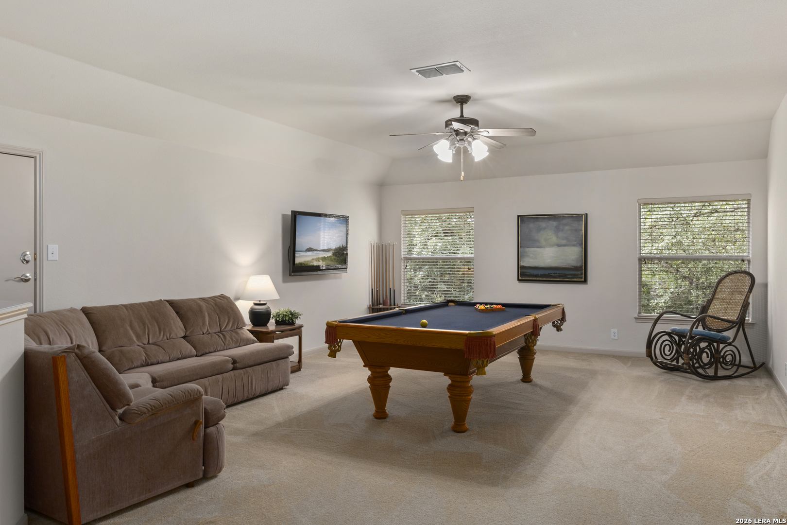 1319 Belclaire
