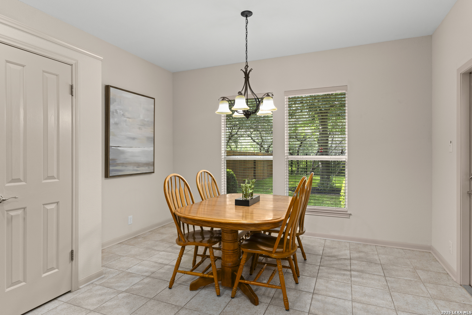 1319 Belclaire