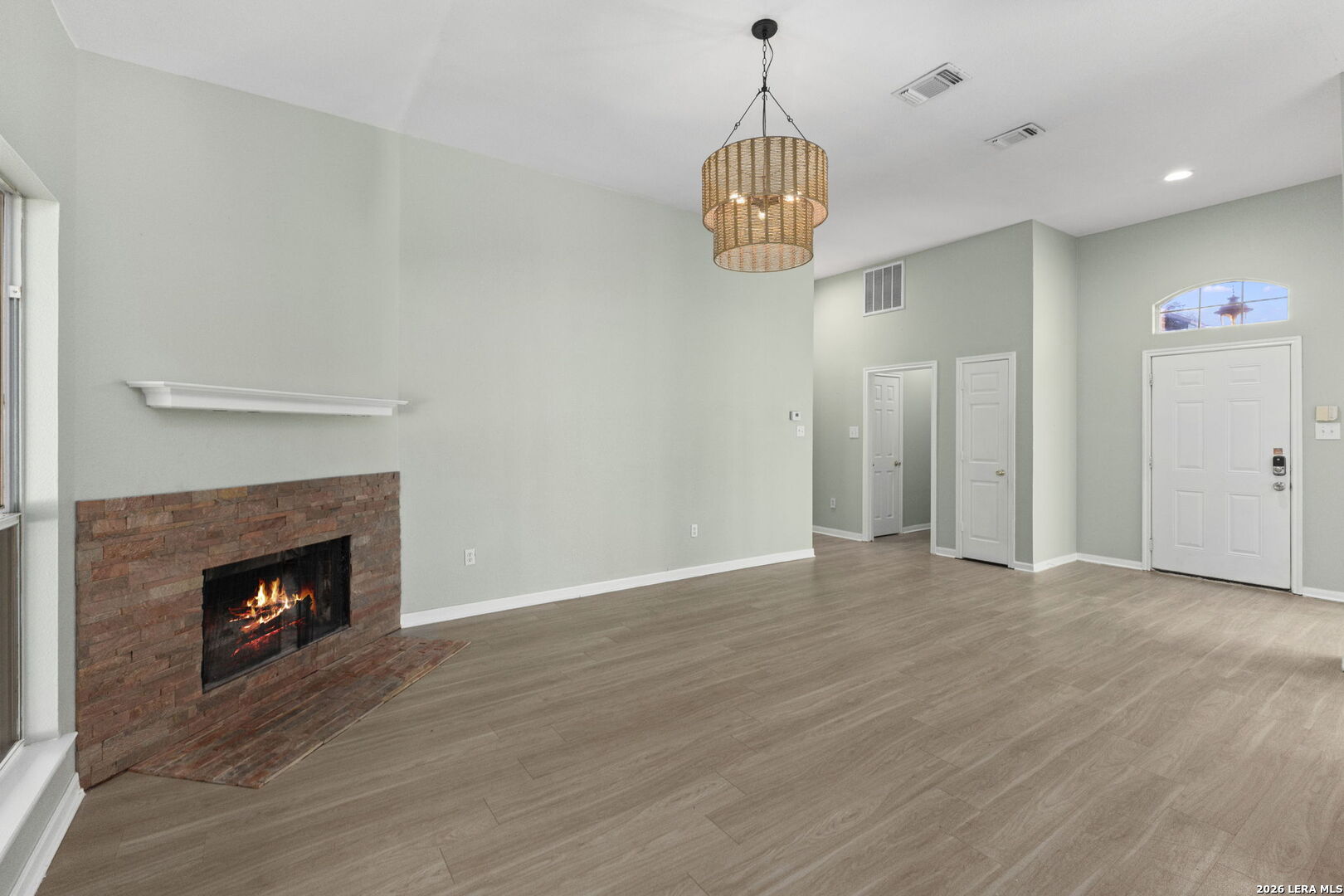 5346 Chestnut View Dr