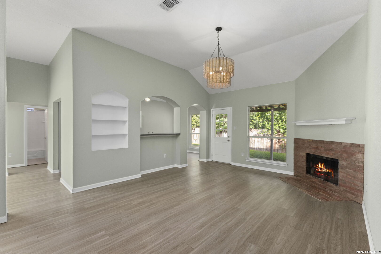 5346 Chestnut View Dr