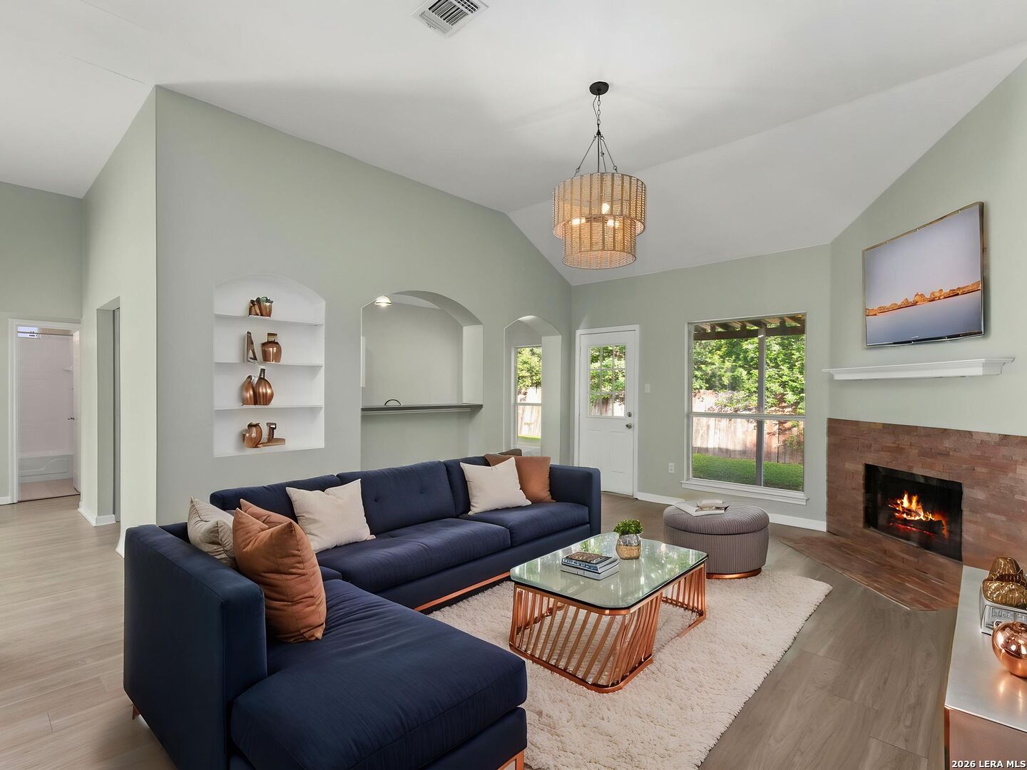 5346 Chestnut View Dr