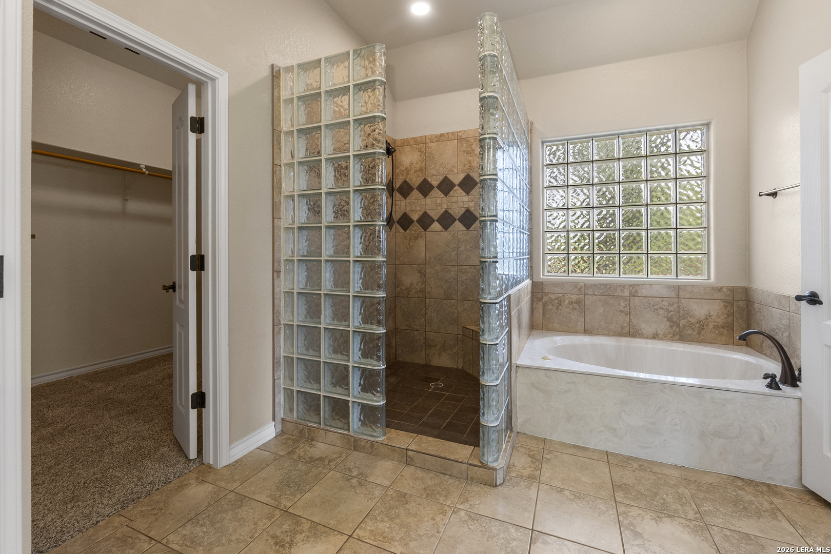 140 Legacy Trail Dr