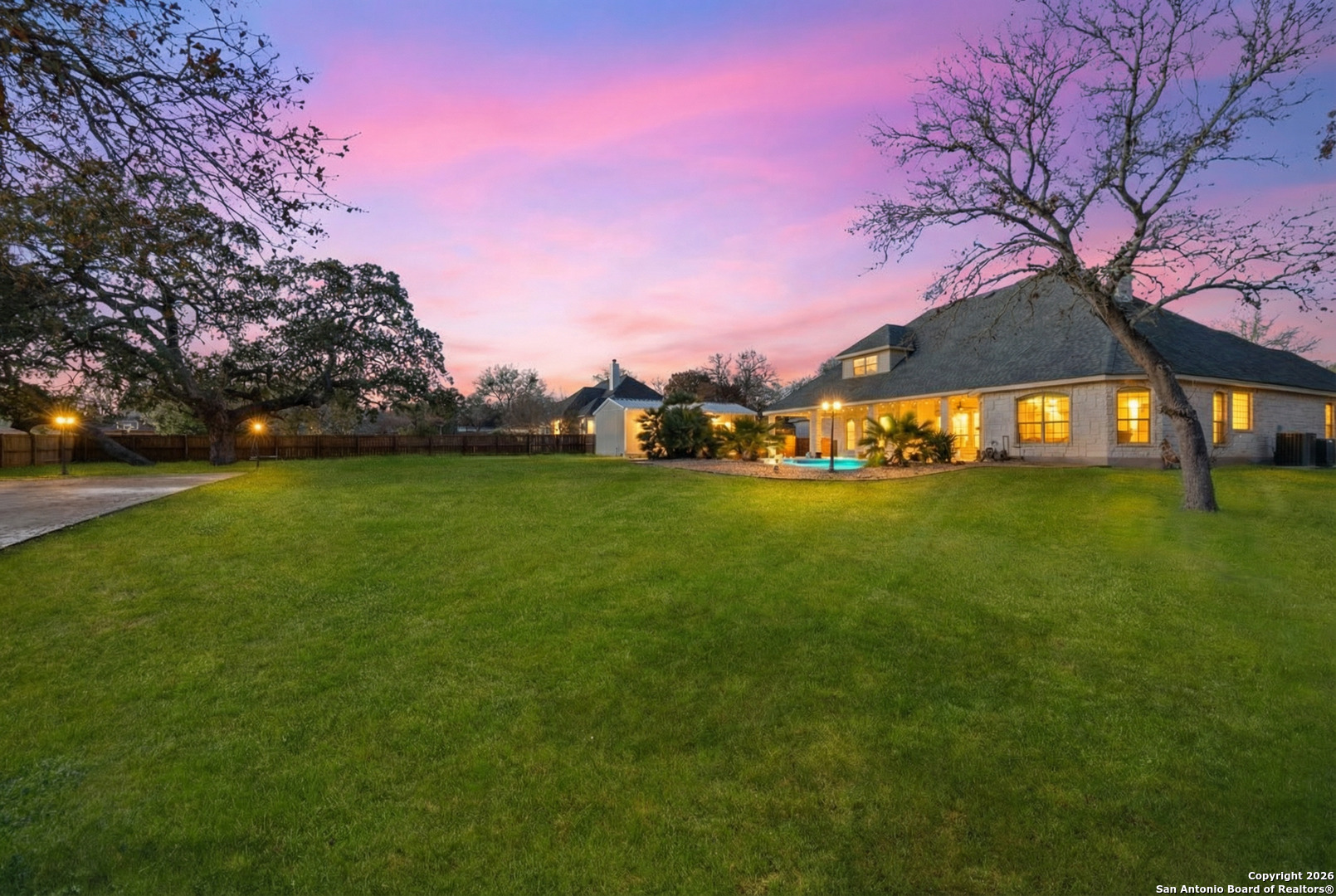 140 Legacy Trail Dr