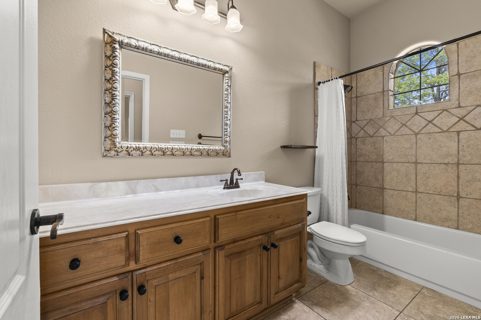 140 Legacy Trail Dr