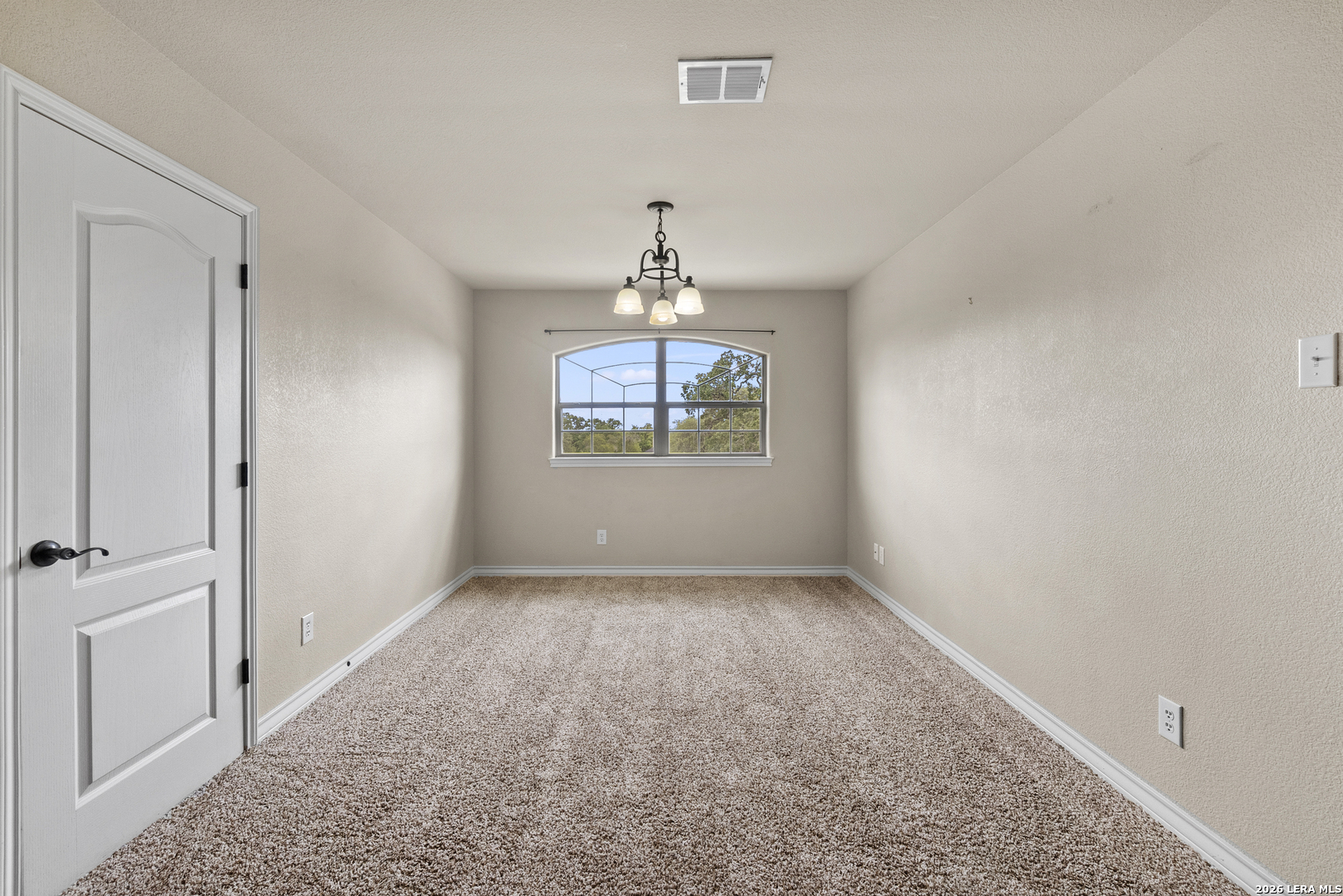 140 Legacy Trail Dr
