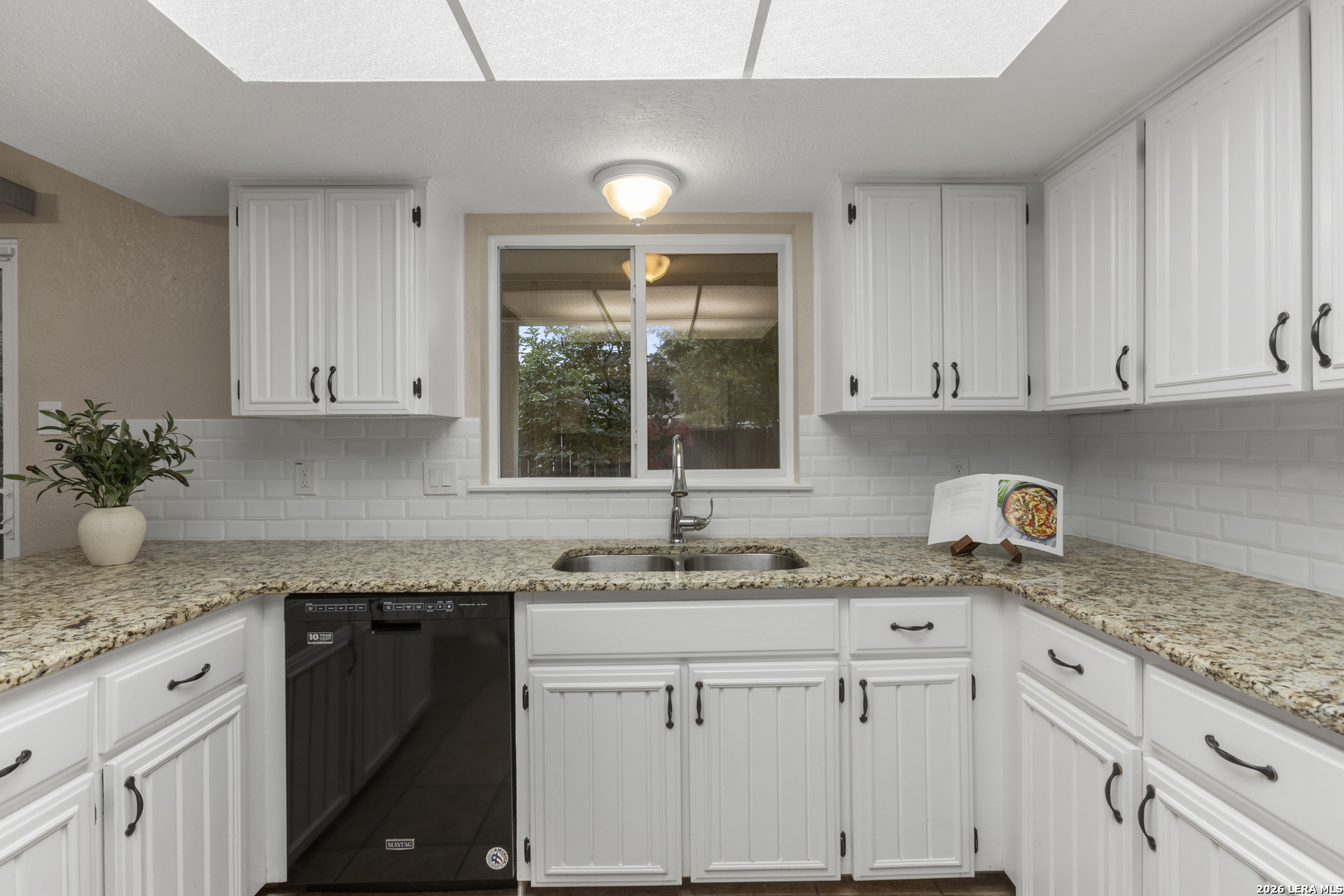 4626 Spotted Oak Woods