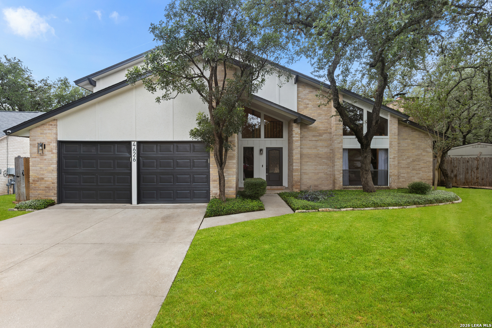 4626 Spotted Oak Woods