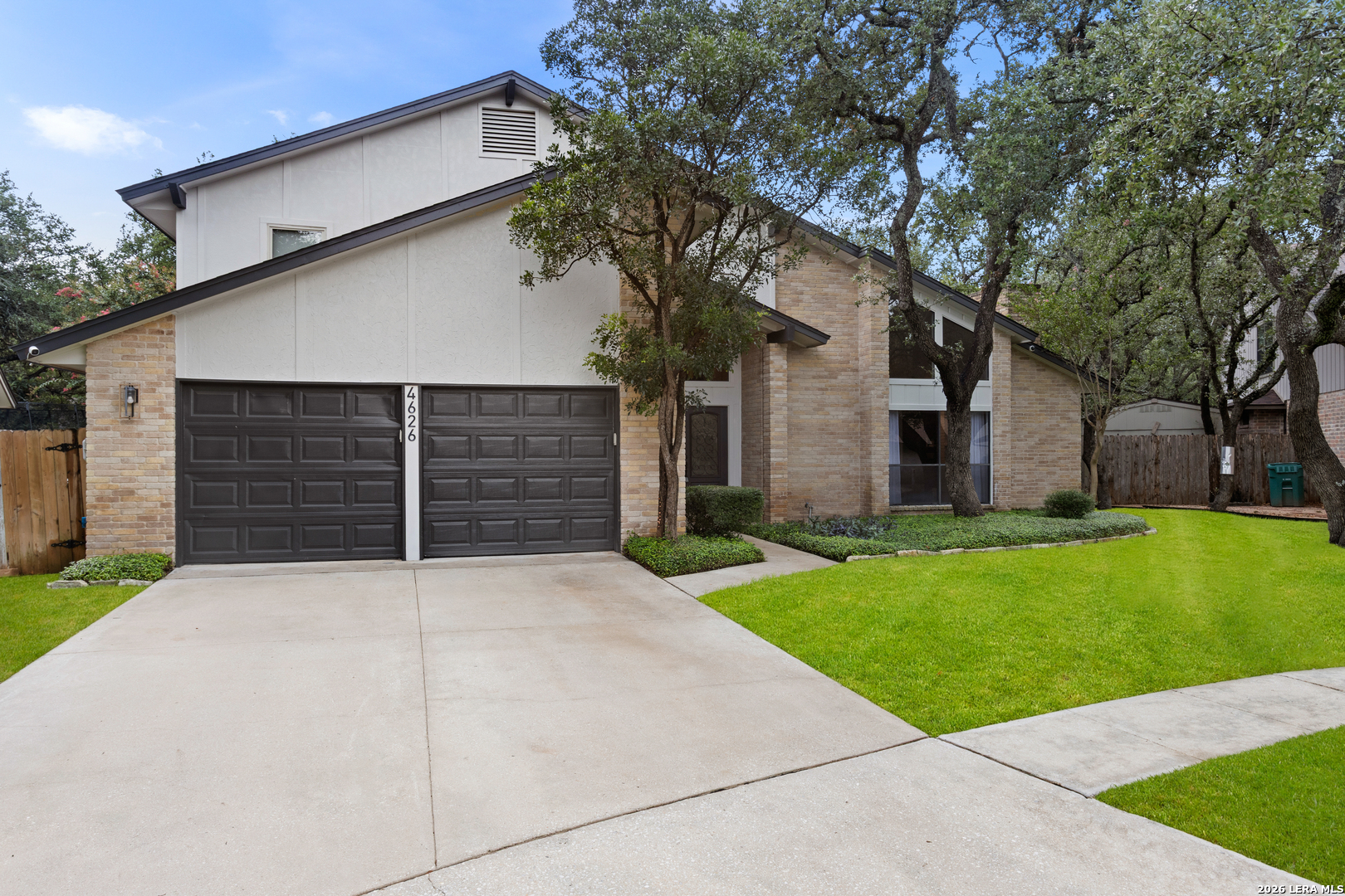 4626 Spotted Oak Woods