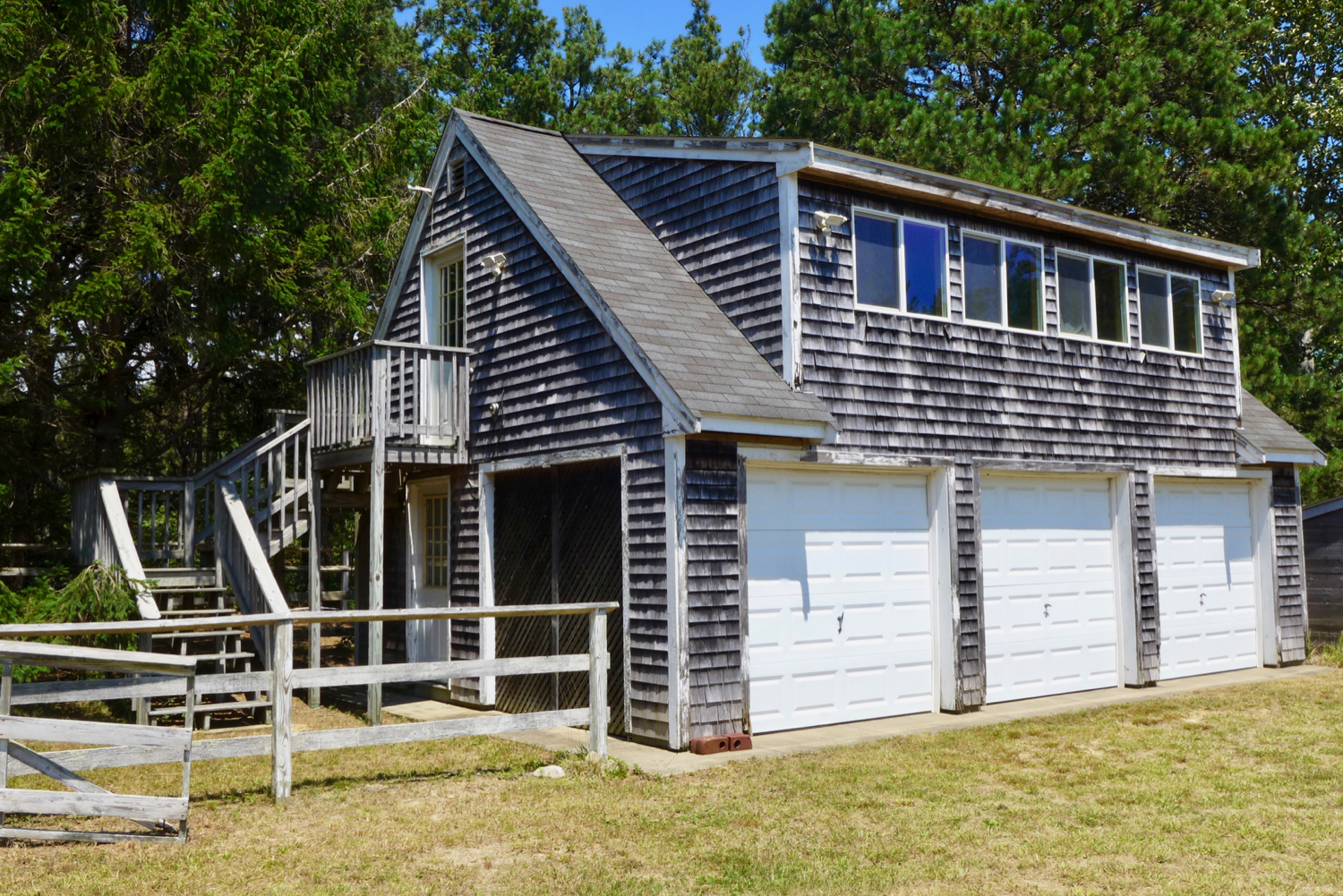8 Vineyard Meadow Farms Road