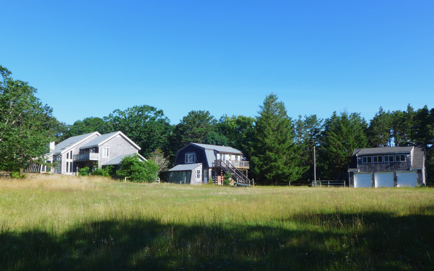 8 Vineyard Meadow Farms Road