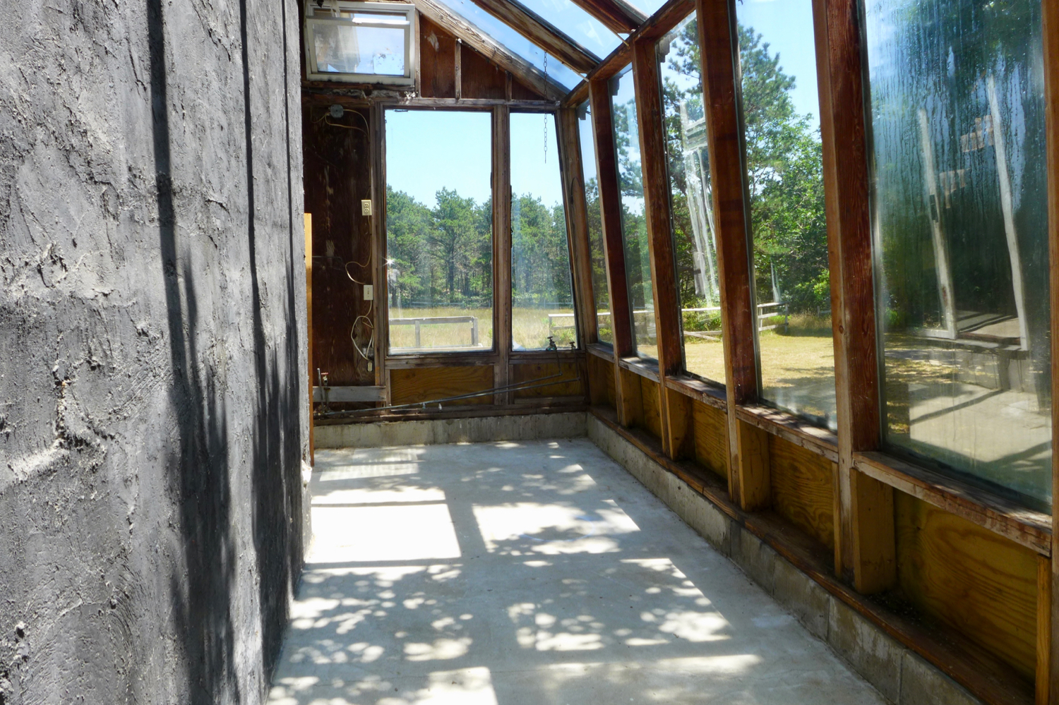 8 Vineyard Meadow Farms Road