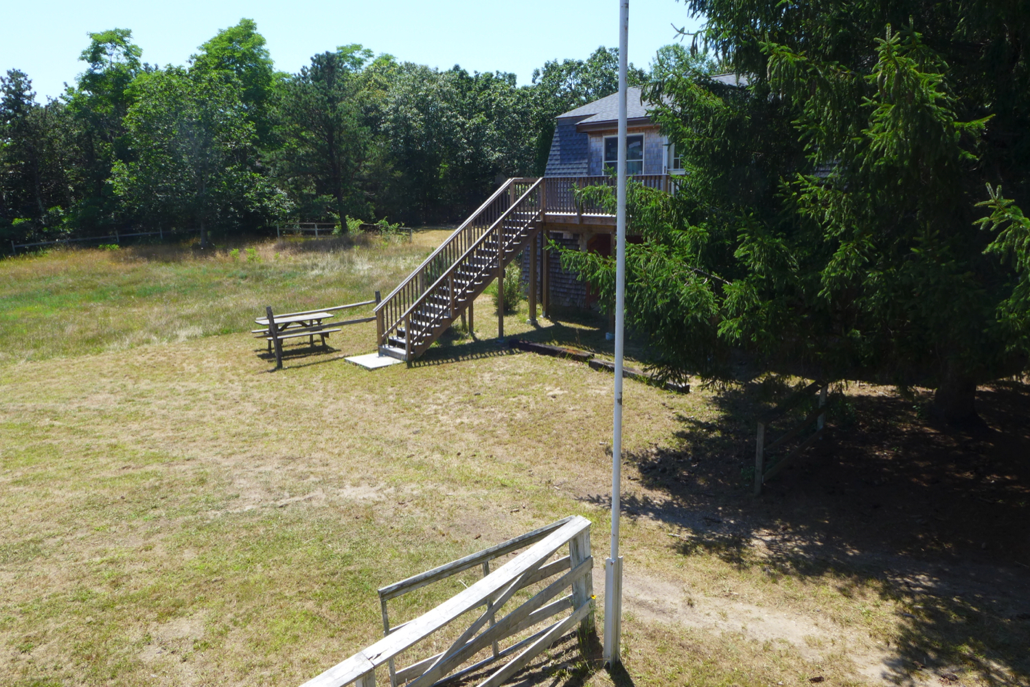 8 Vineyard Meadow Farms Road