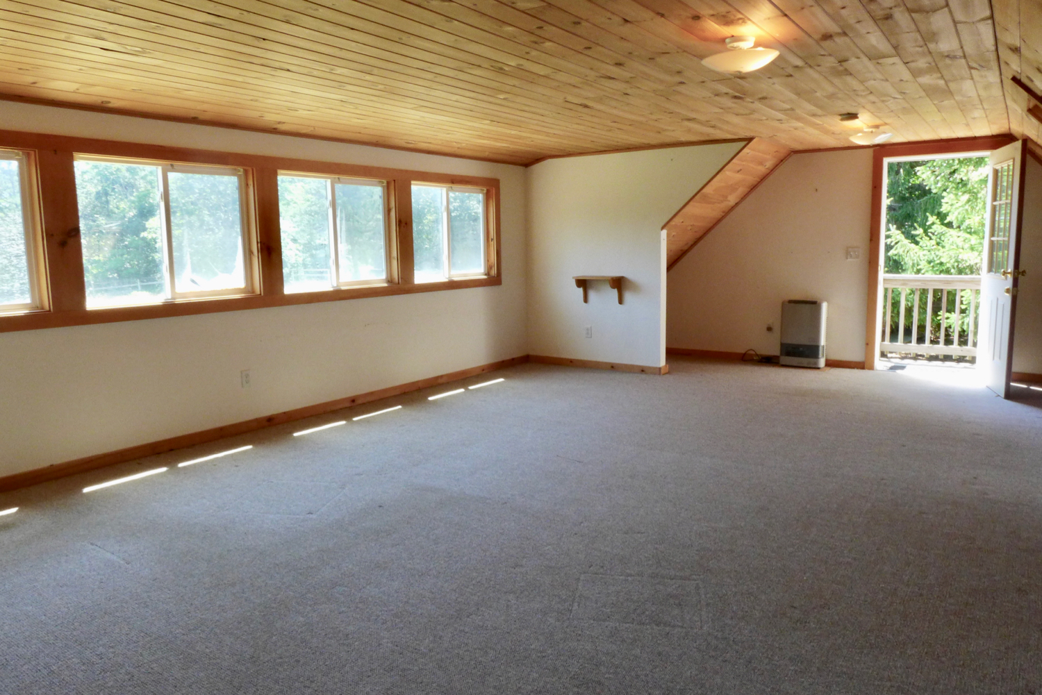 8 Vineyard Meadow Farms Road