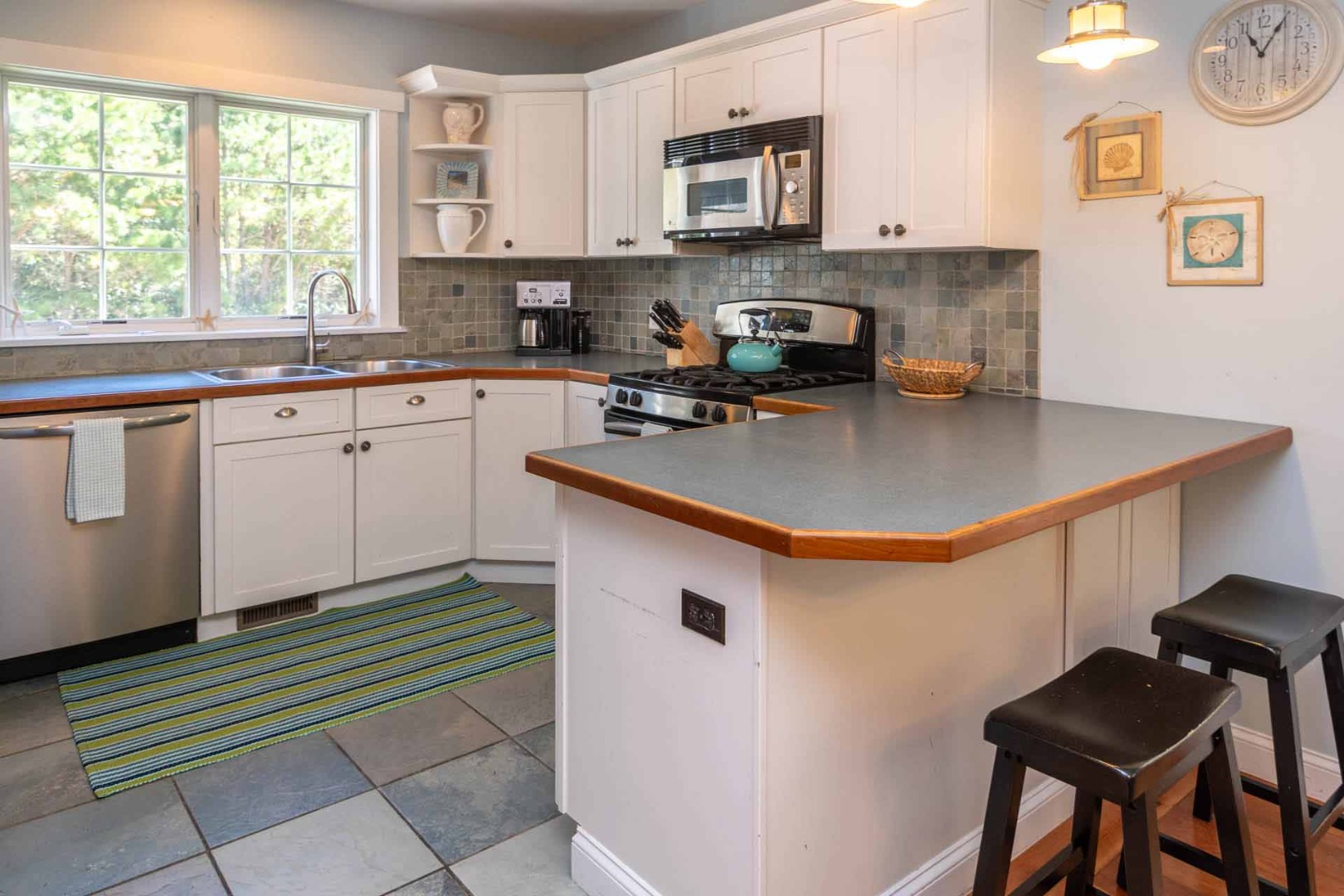 159 Charles Neck Way