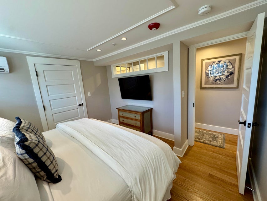 38 North Water Street # 2 Unit: R-2