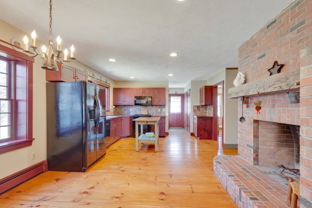28 Burbank Lane