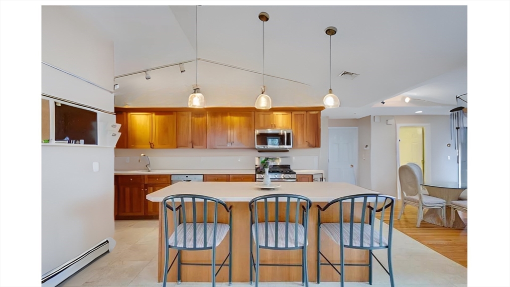 505 Crafts St