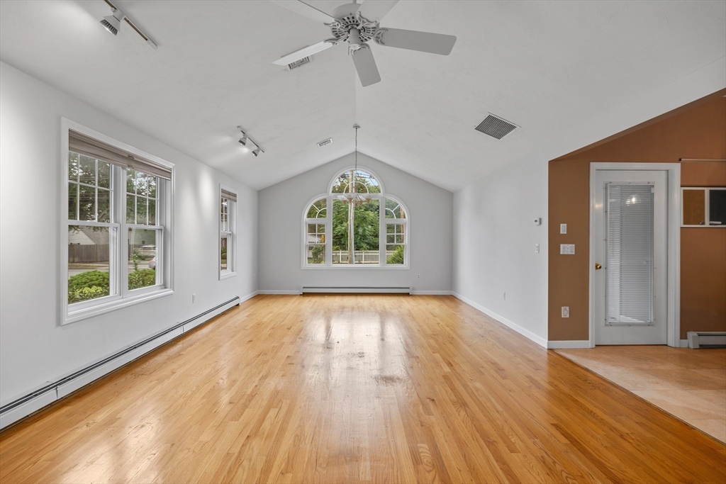 505 Crafts St
