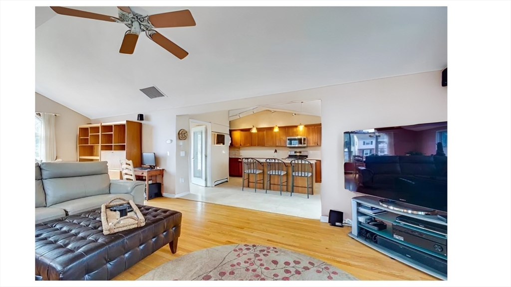 505 Crafts St