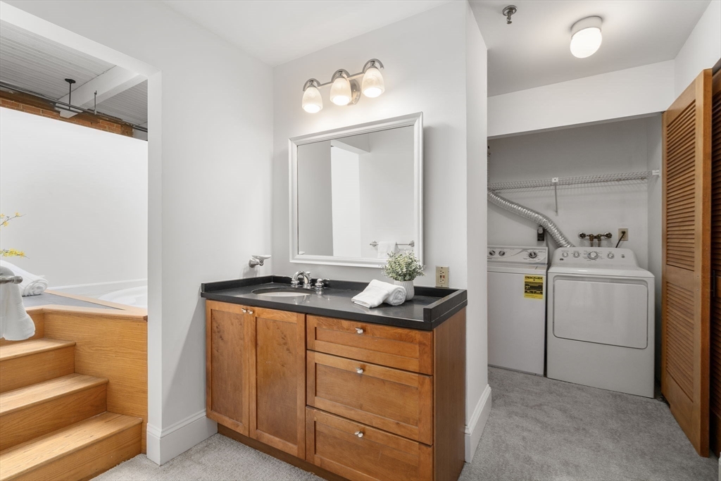 33 Sleeper St # 605