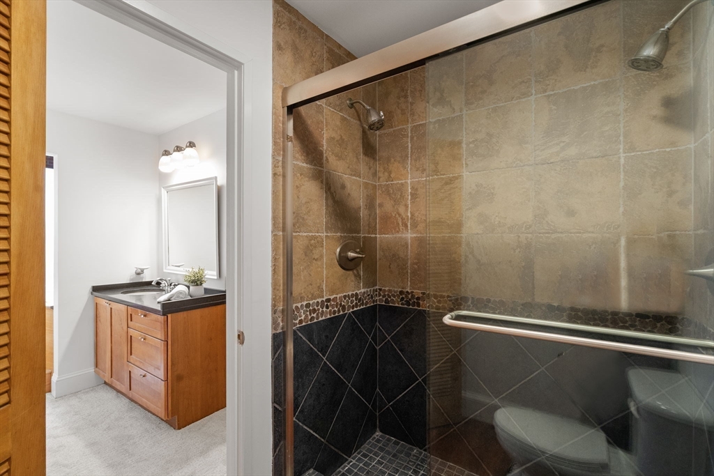 33 Sleeper St # 605