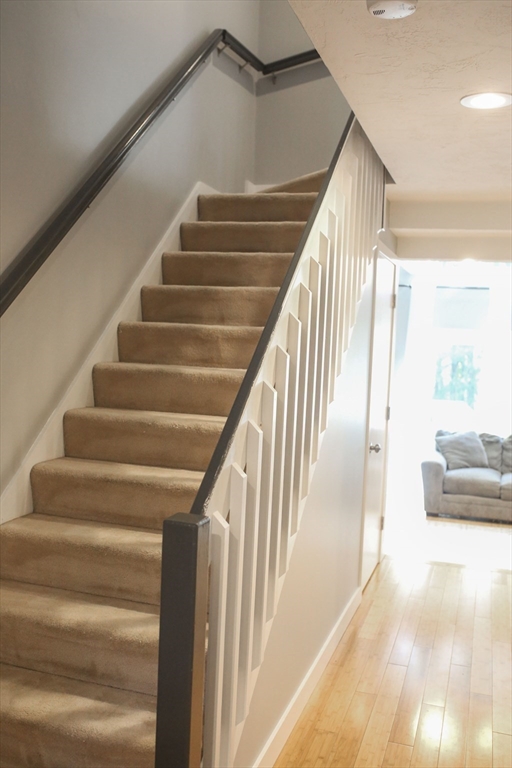 5 Applewood Ln. # 5