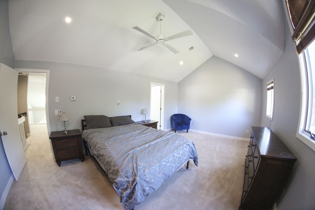 5 Applewood Ln. # 5
