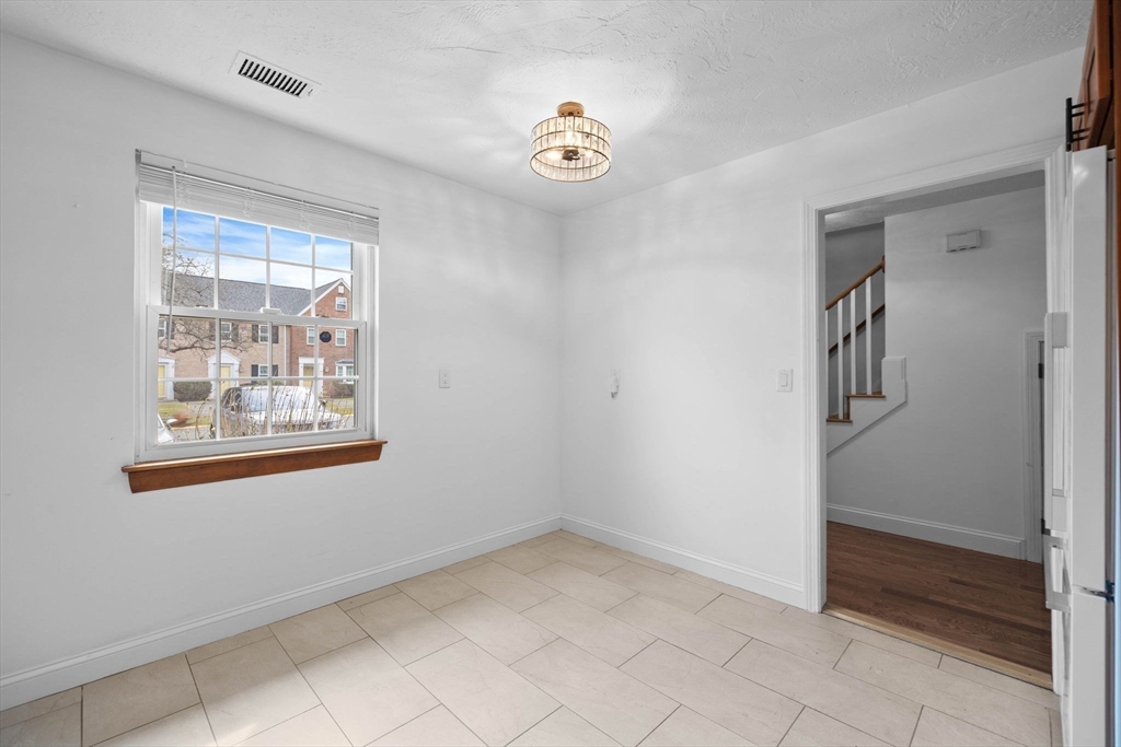 413 Erin Rd # 413