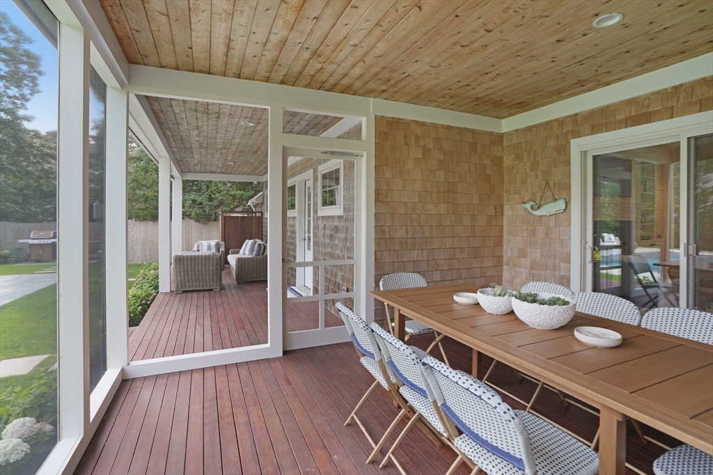 7 Whistling Swan Circle