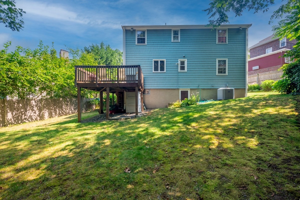 27 Maplewood Ave