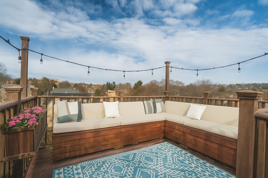 1778 Beacon St # 302