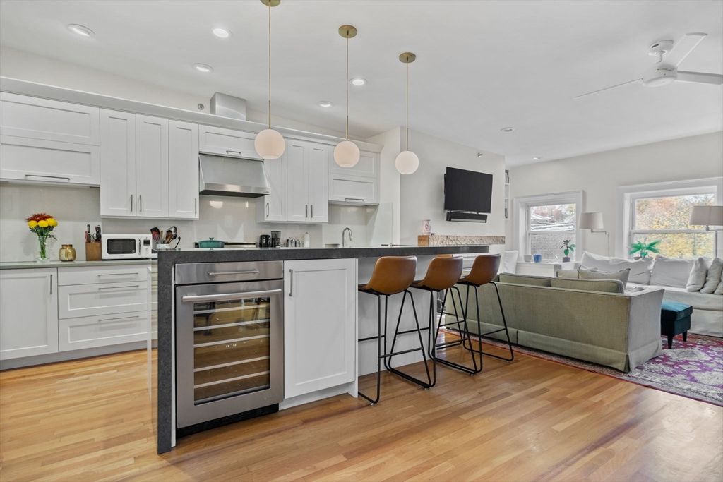 1778 Beacon St # 302