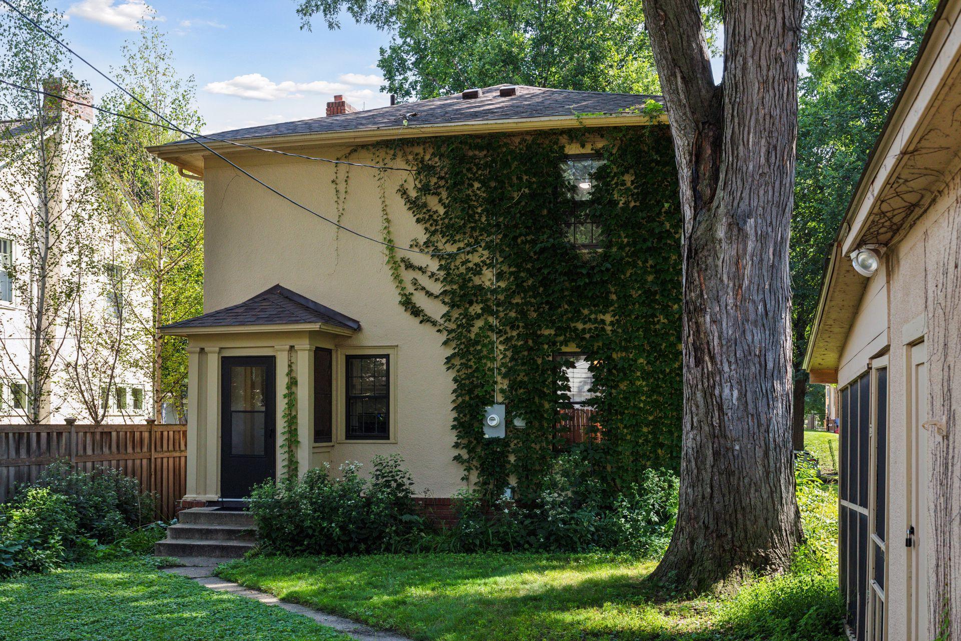 4132 Drew Avenue S